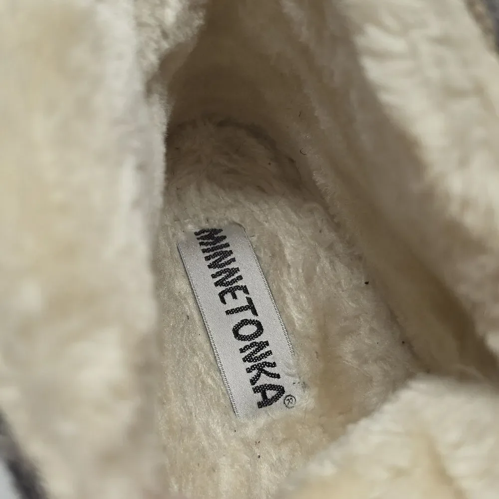 Minnetonka torrey slipper